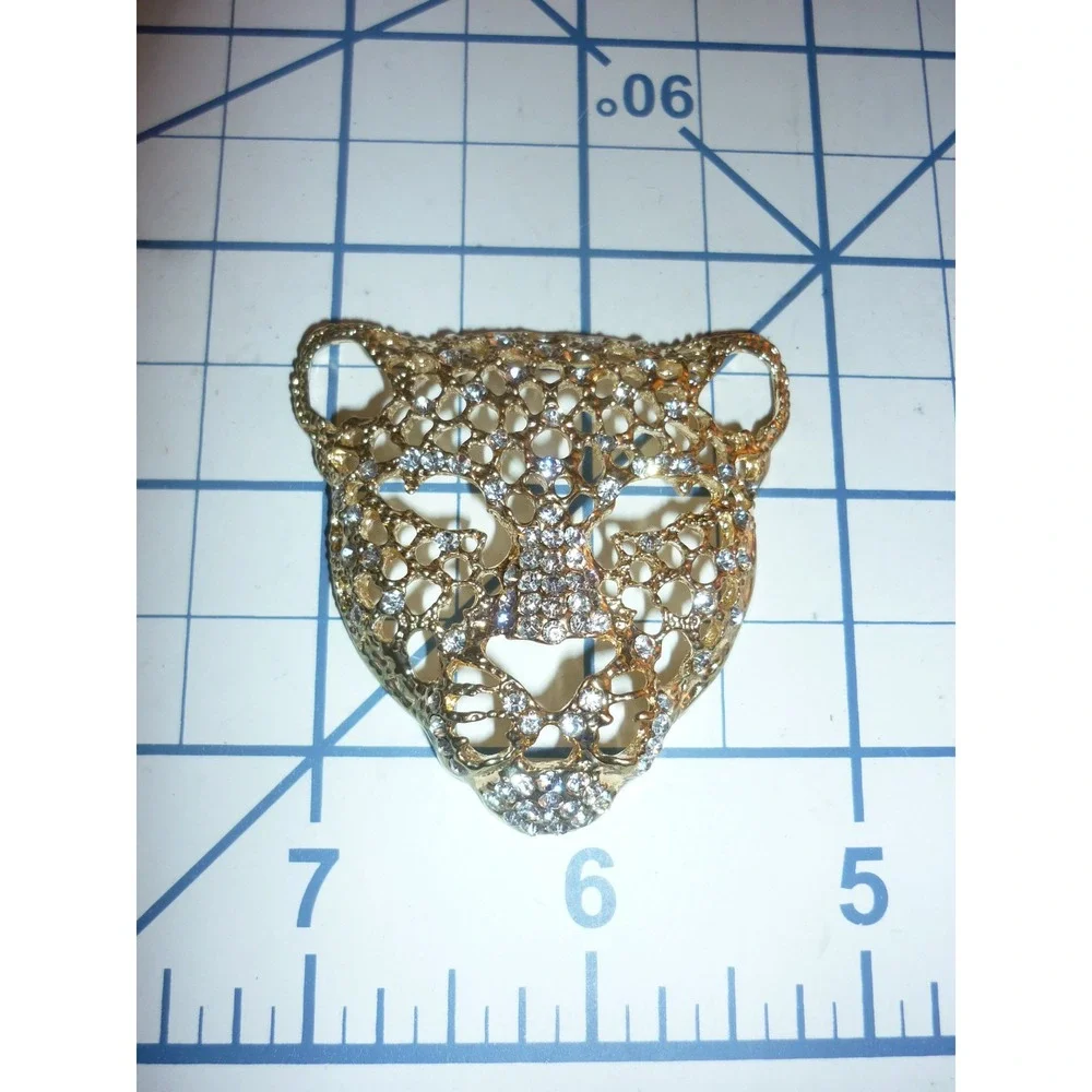 Gold Tone Rhinestone‎ Leopard Cheetah Head pendant Statement Animal Jewelry